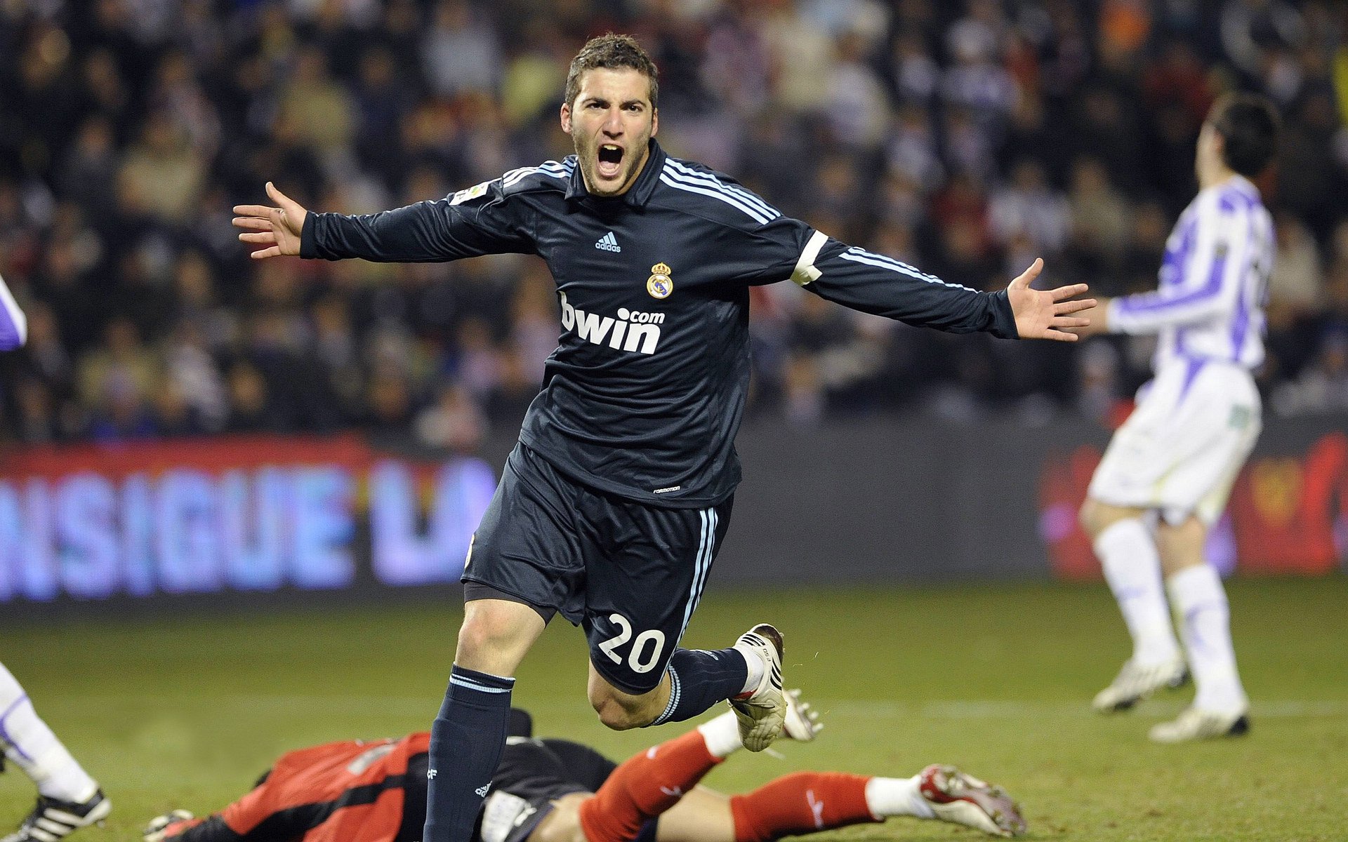 星空体育-多纳鲁马转会最新消息